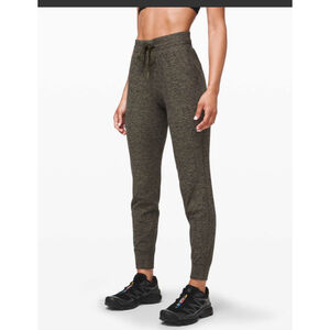 Women's Lululemon Ready To Rulu Joggers Size 6 (Heathered Utilitarian/Black)